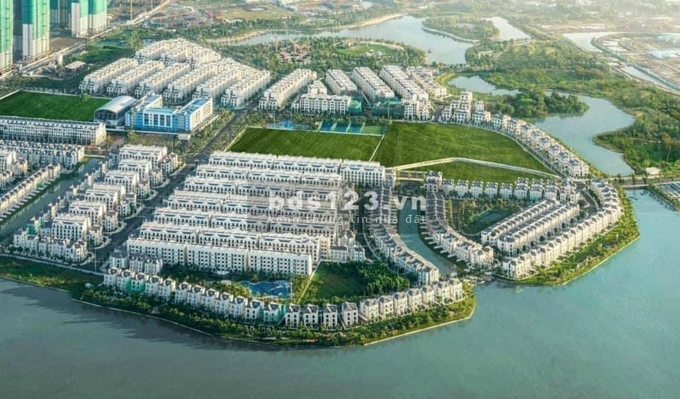 Bán lỗ 5 tỷ biệt thự đơn lập 400m2 Vinhomes Quận 9
