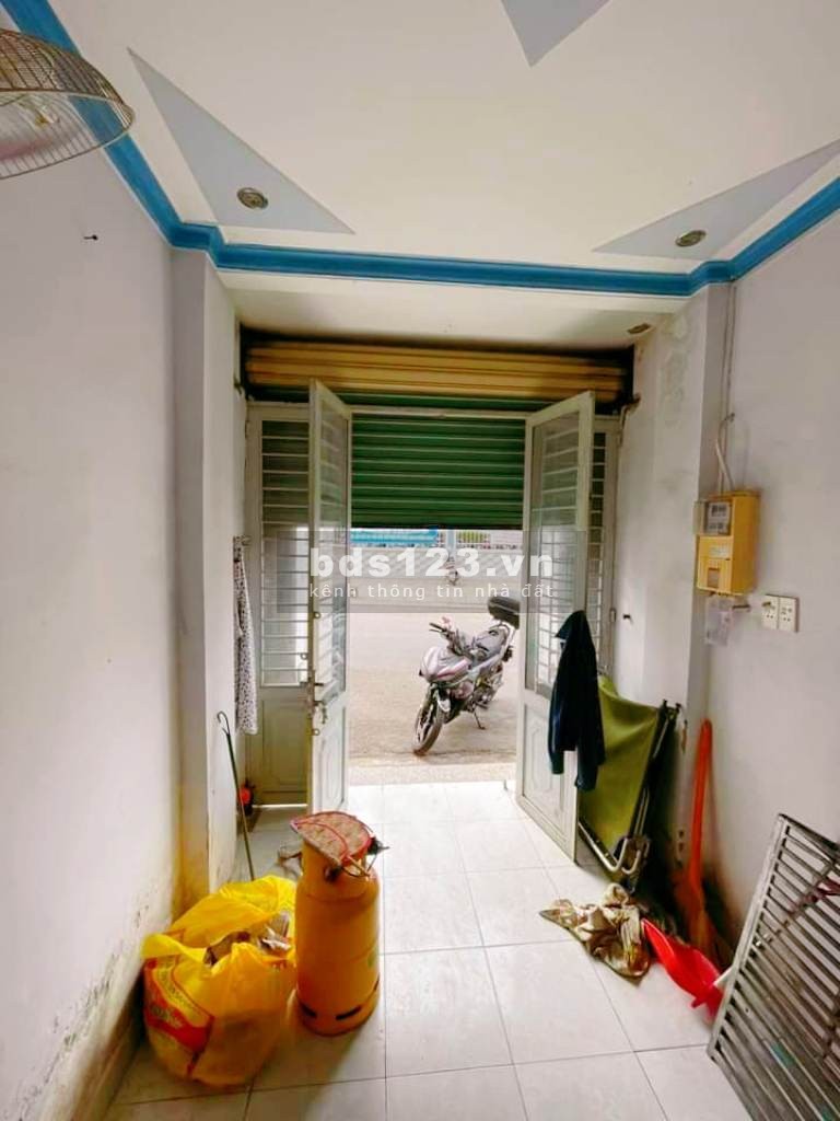 Chỉ 2 tỷ 670 - Bán nhà mặt tiền Phú Nhuận - Nguyễn Đình Chiểu , 2pn