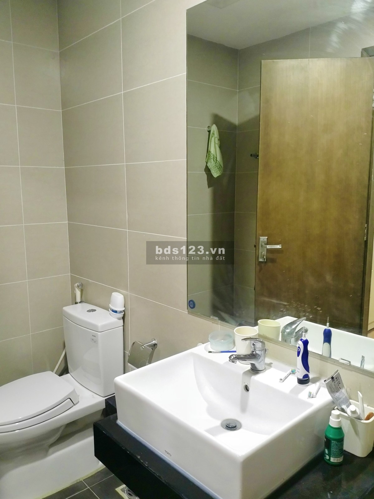 Ảnh thật, cần bán căn góc 3 PN, gần 100m² ở VOV Mễ Trì, tầng cao rất thoáng bc đông nam có tl