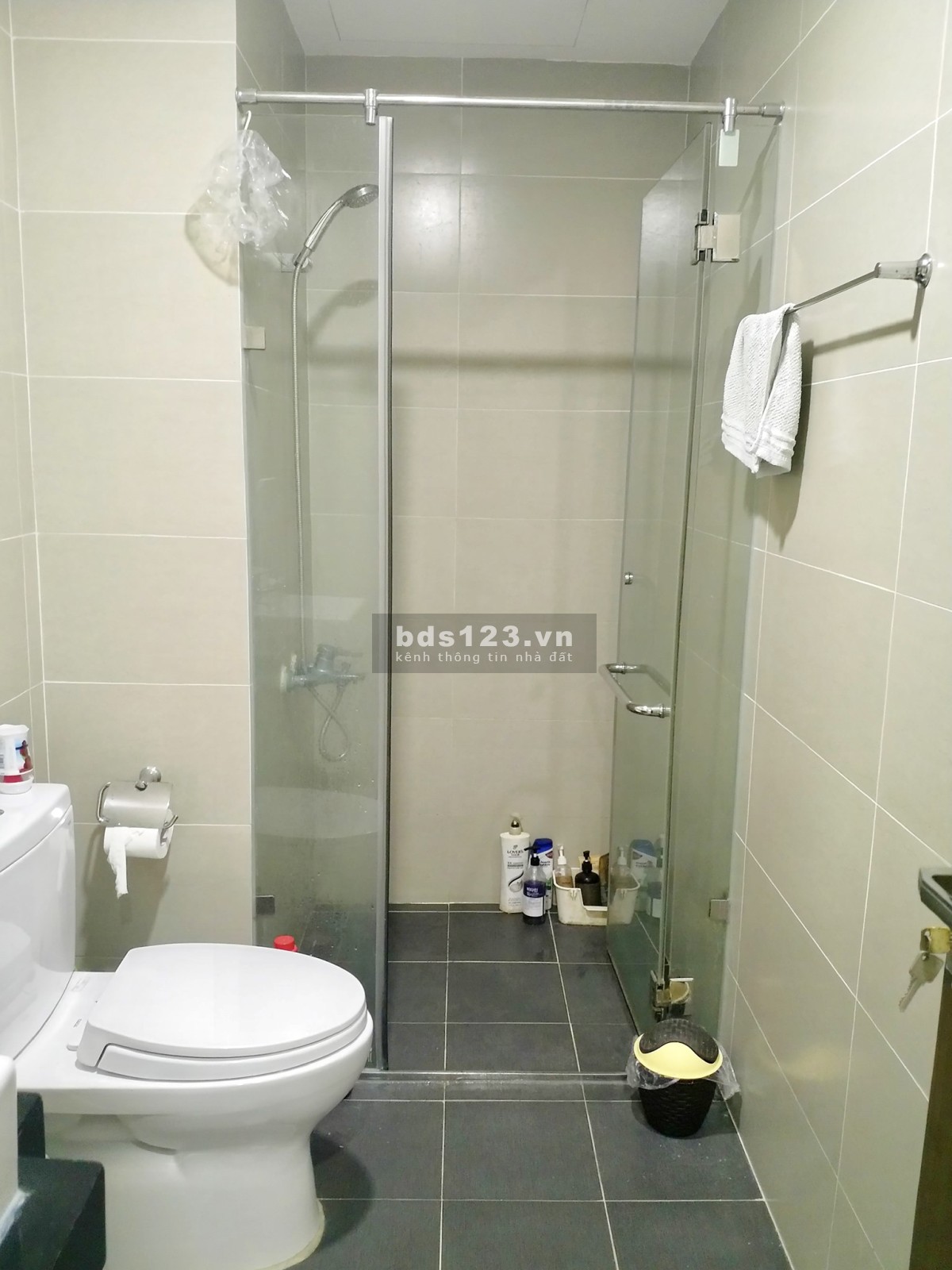 Ảnh thật, cần bán căn góc 3 PN, gần 100m² ở VOV Mễ Trì, tầng cao rất thoáng bc đông nam có tl