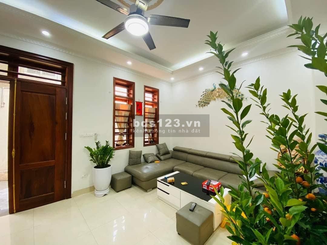 Thật! Bán nhà Âu Cơ 46m mặt tiền 5m giá 3,8 tỷ.