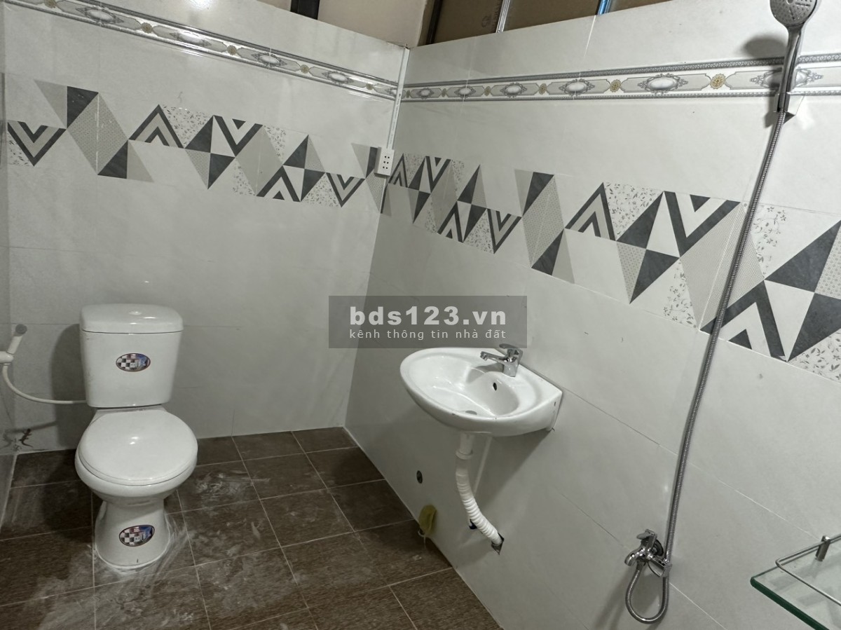 Cho thuê kho, gác lửng, đường xe tải thông 2 đầu, Q9