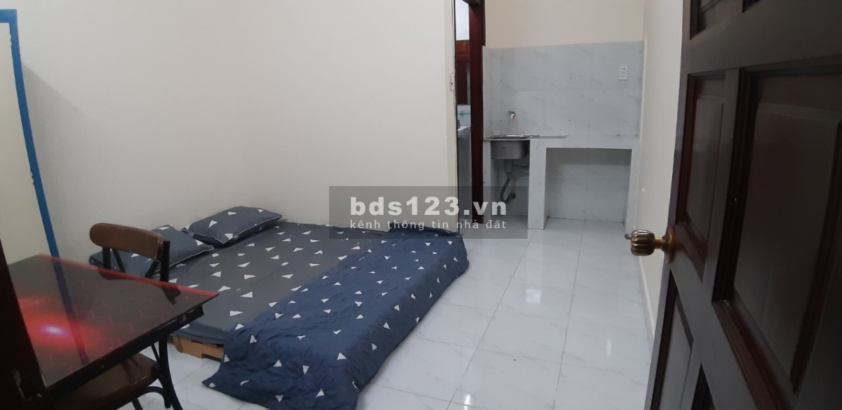 Cho thuê phòng trọ quận 7 chỉ với 3,4 triệu.