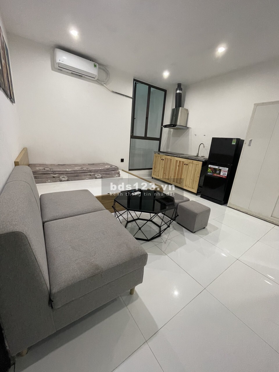 Cho thuê căn hộ CCMN full đồ cực đẹp tại Hoàng Ngân