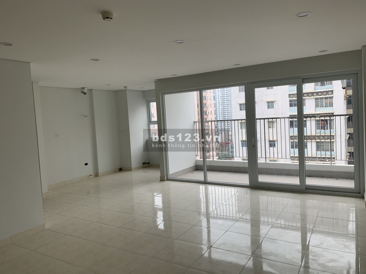 Bán chung cư BCYC 124,7m2 3PN tại 43 Lê Văn Lương
