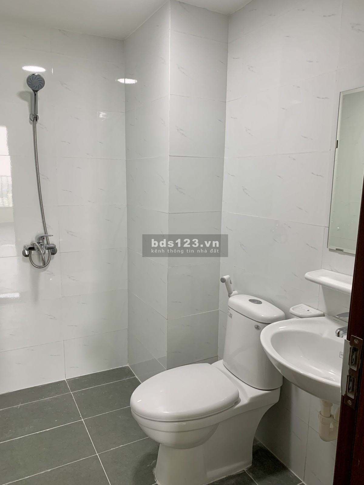 Bán căn hộ 2PN -2wc mới ở ngay giá thấp nhất chỉ 500tr tiền mặt( có ht vay 70% )