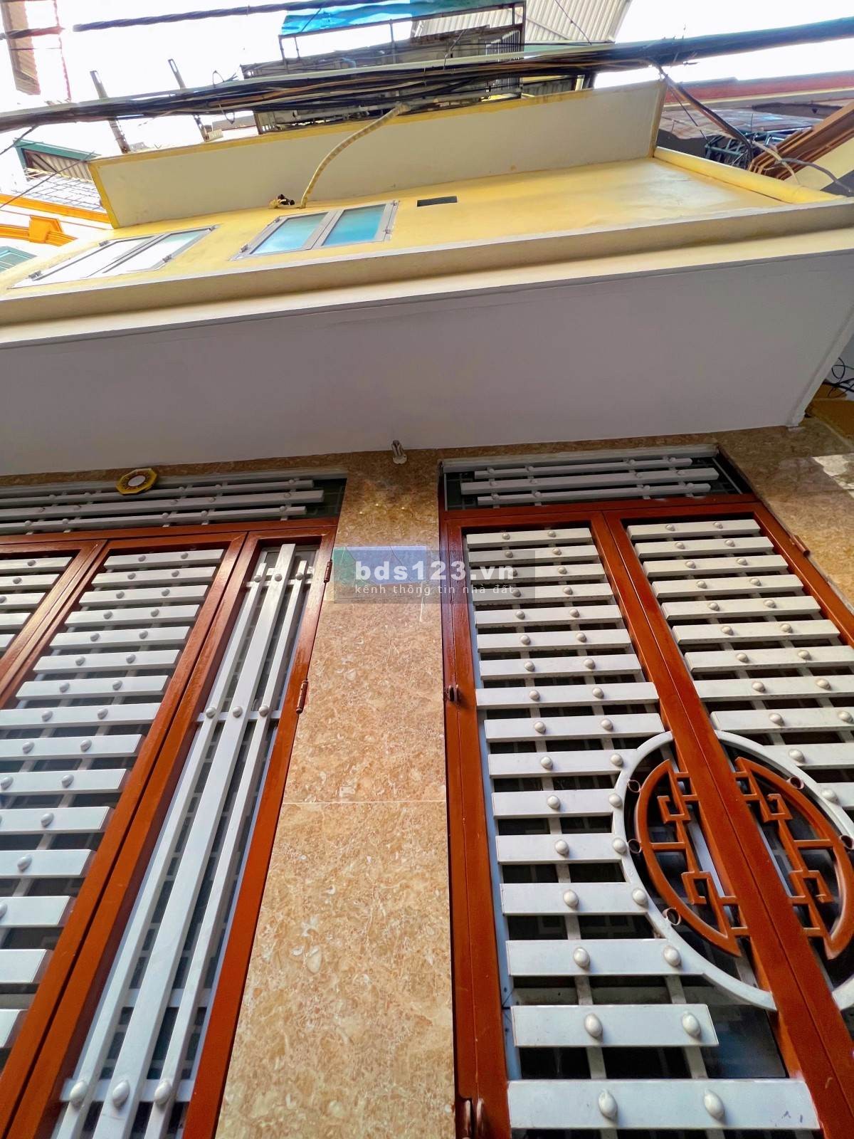 Bán nhà riêng, 3 tầng, chính chủ, mặt ngõ-Đào Tấn. Giá 3,4 tỷ.
