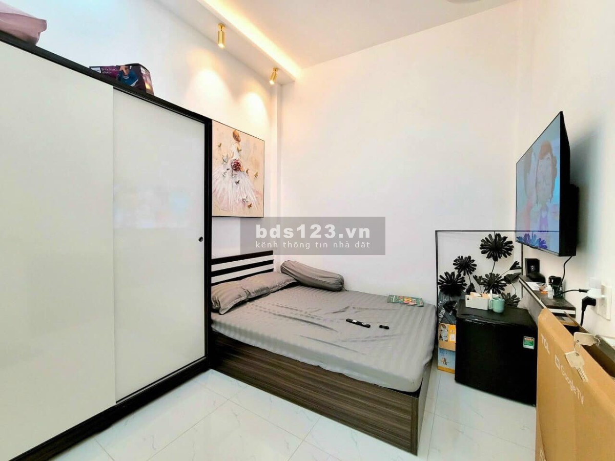 Chỉ với 3.3 tỷ sở hữu ngay nhà Gò Vấp, sẵn nội thất, diện tích 3*10m