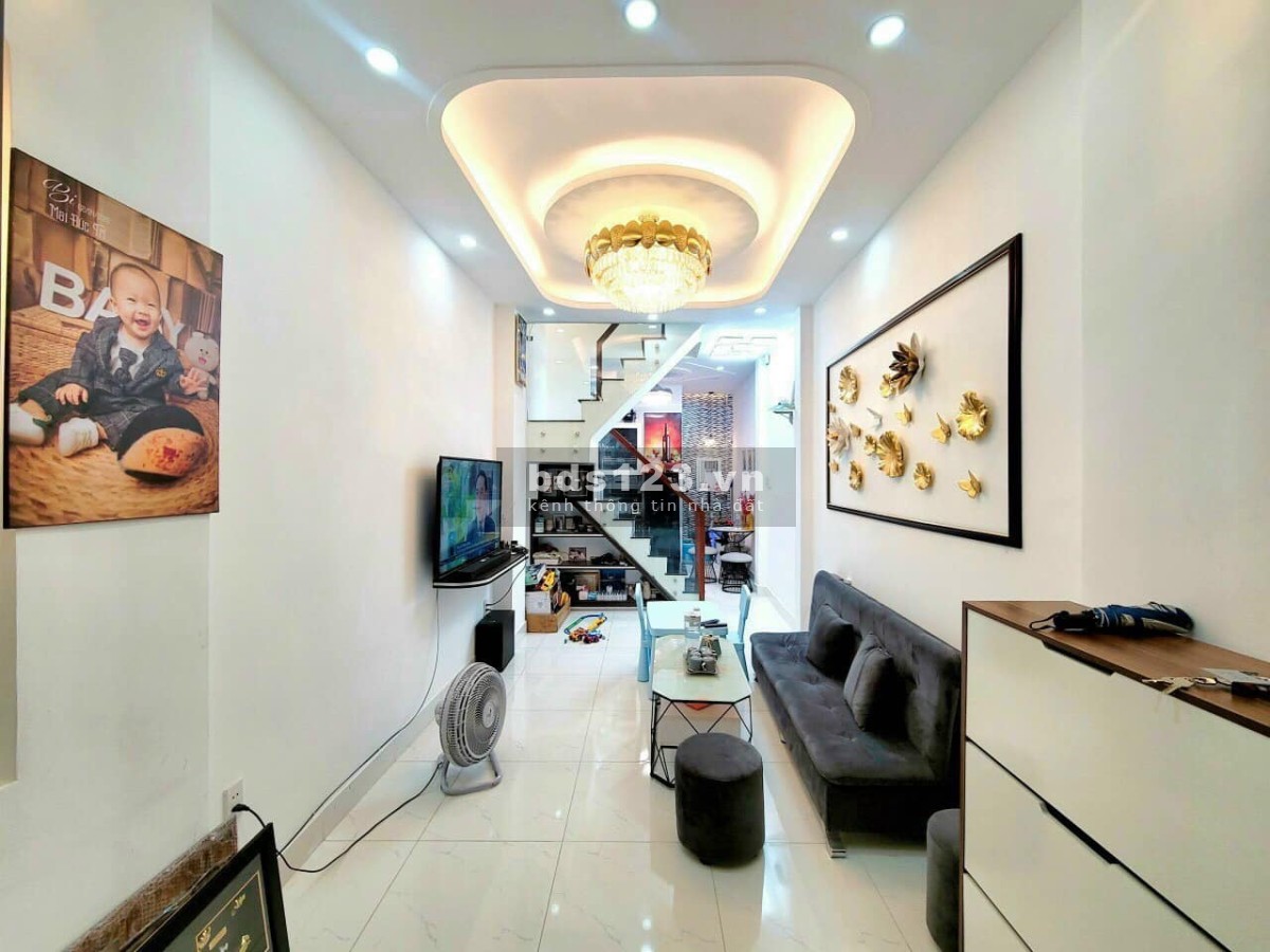Chỉ với 3.3 tỷ sở hữu ngay nhà Gò Vấp, sẵn nội thất, diện tích 3*10m