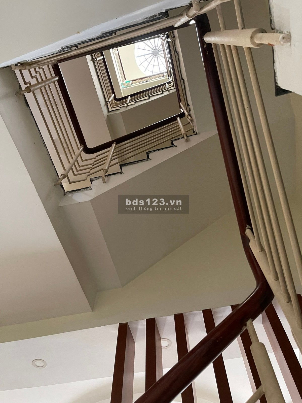 Ngộp ngân hàng, bán gấp nhà mới, đường Lê Văn Lương, P. Tân Hưng, Q7, 74m2, 5 lầu, chỉ 6,99 tỷ!