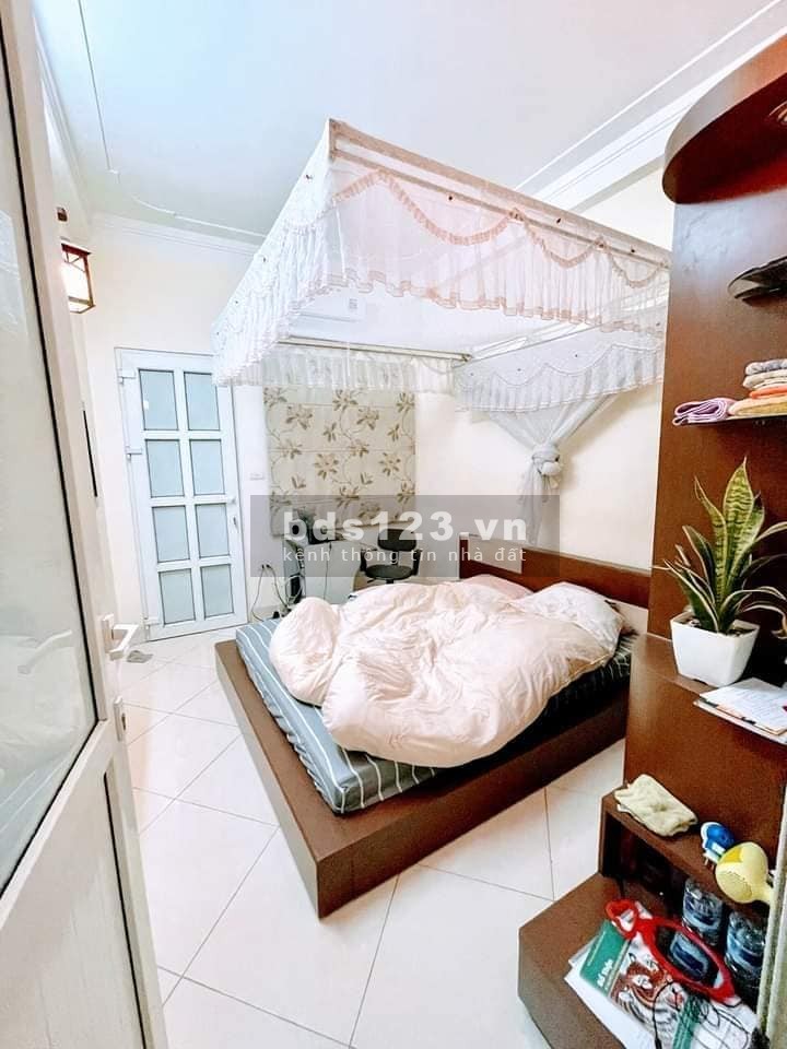 Bán nhà đẹp Minh Khai, Hoàng Mai 53m, 4 tầng, mt 3.1m, giá 4.85 tỷ.