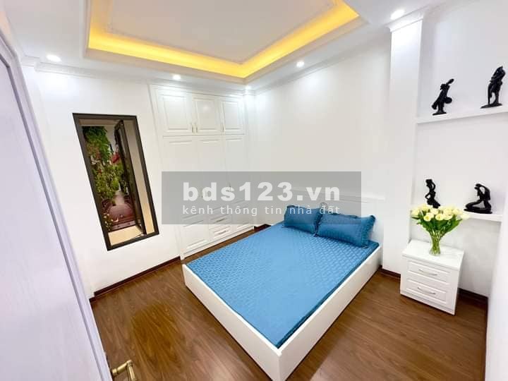 Bán nhà đẹp Thịnh Quang, Đống Đa 44m2, 4 tầng, mặt tiền 3.4m, giá 6.3 tỷ.