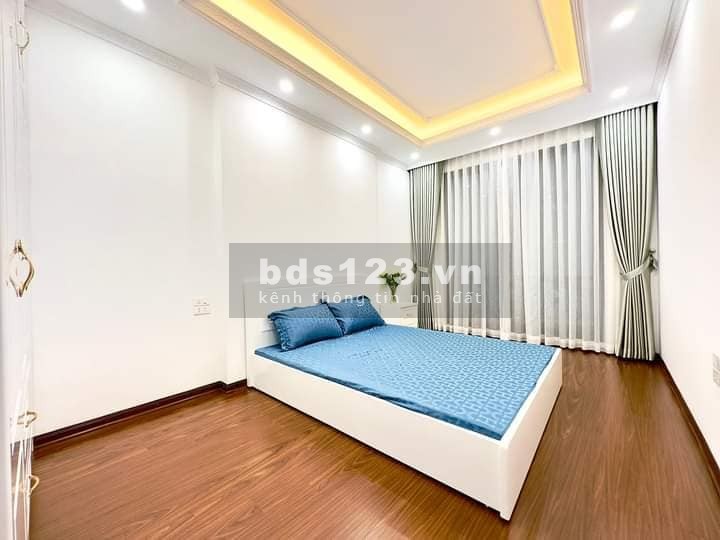 Bán nhà đẹp Thịnh Quang, Đống Đa 44m2, 4 tầng, mặt tiền 3.4m, giá 6.3 tỷ.
