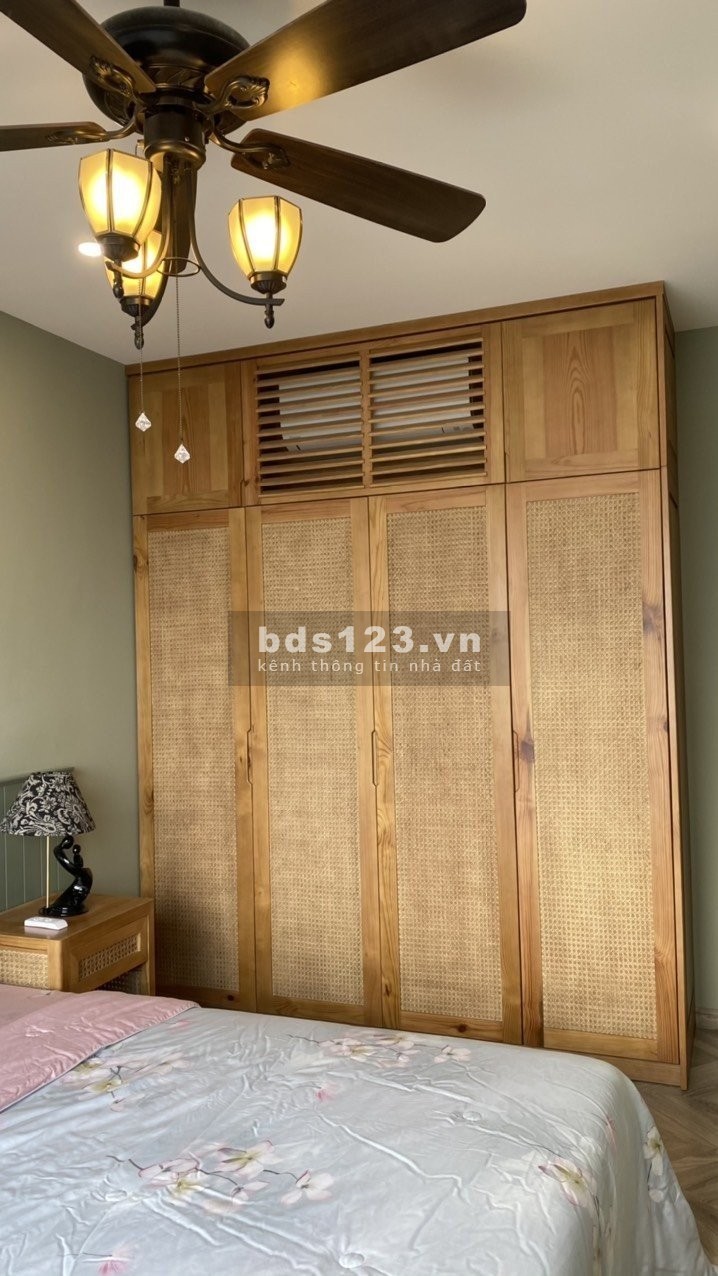 Thiện chí bán căn hộ 2 phòng ngủ Tây Tứ Trạch full nội thất view CBD 4,650 tỷ 945 822 716 - Mr Tuấn
