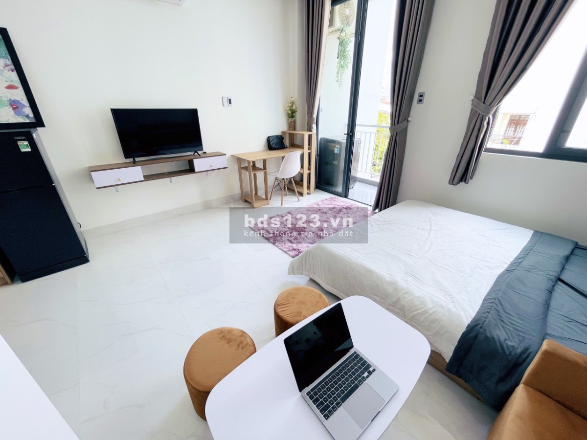 CĂN HỘ DV full NT cao cấp gần ngã tư Hàng Xanh view thẳng Landmark tại Bình Thạnh