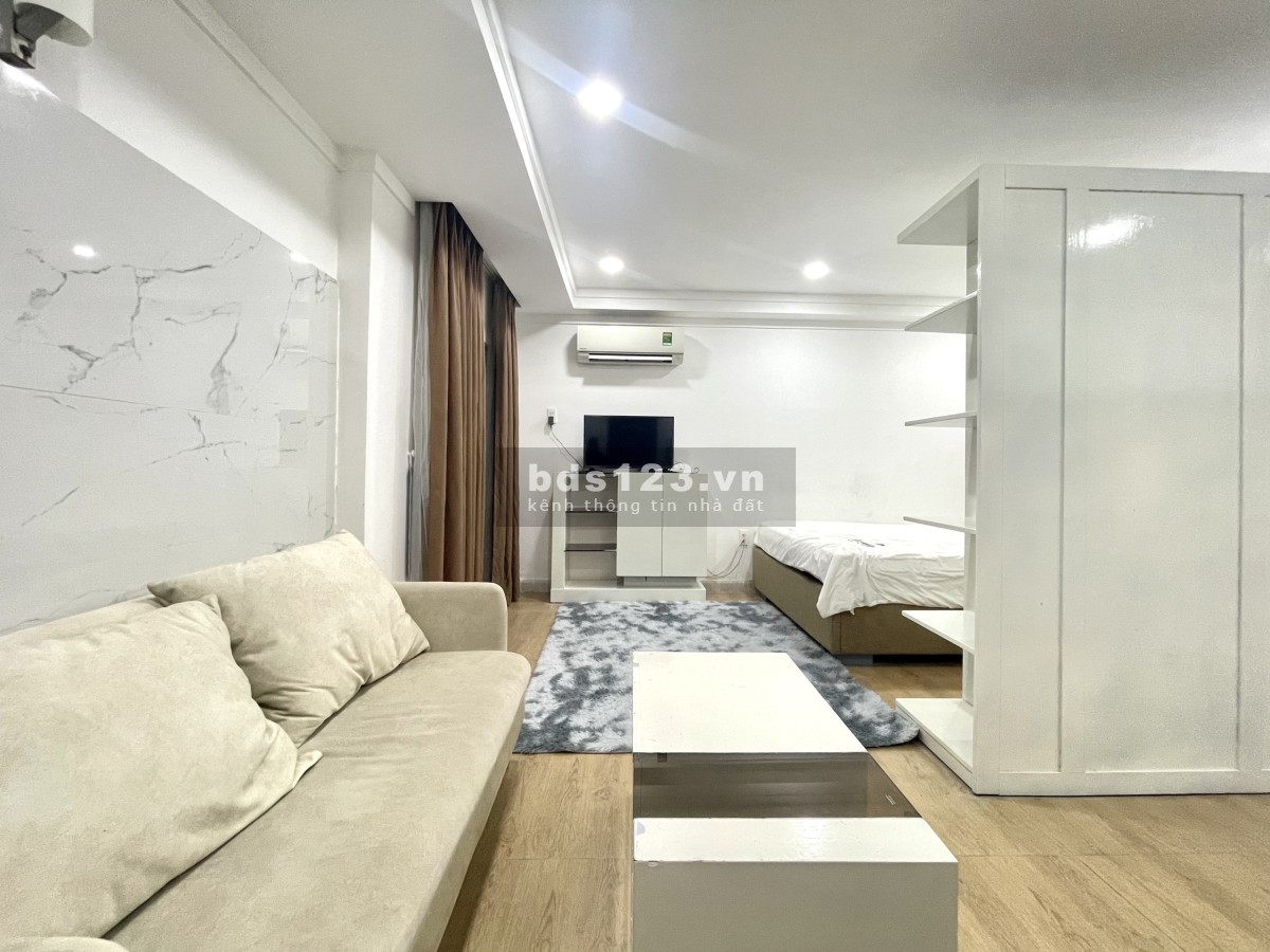 CĂN HỘ DV full NT cao cấp gần ngã tư Hàng Xanh view thẳng Landmark tại Bình Thạnh