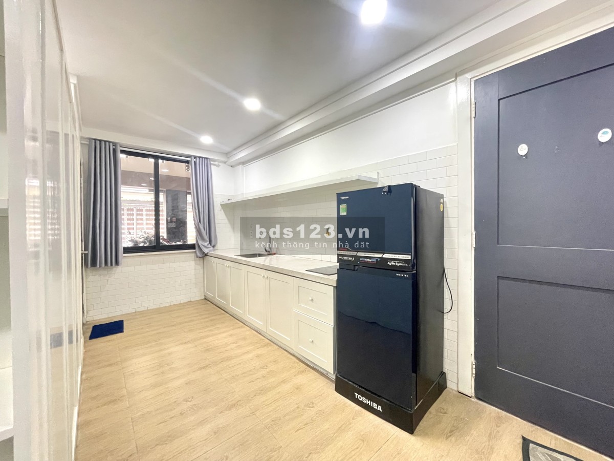 CĂN HỘ DV full NT cao cấp gần ngã tư Hàng Xanh view thẳng Landmark tại Bình Thạnh