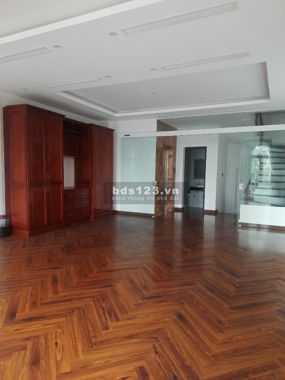 Chính chủ cho thuê văn phòng tầng 1+2 nhà 28BT5 khu đô thị Mới Cầu Bươu, Hà Nội