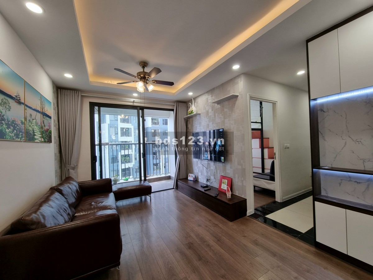 Bán căn hộ 2pn 75m2 Imperia Sky Garden, Minh Khai với đầy đủ nội thất giá bán 3.4 tỷ bao gồm phí.