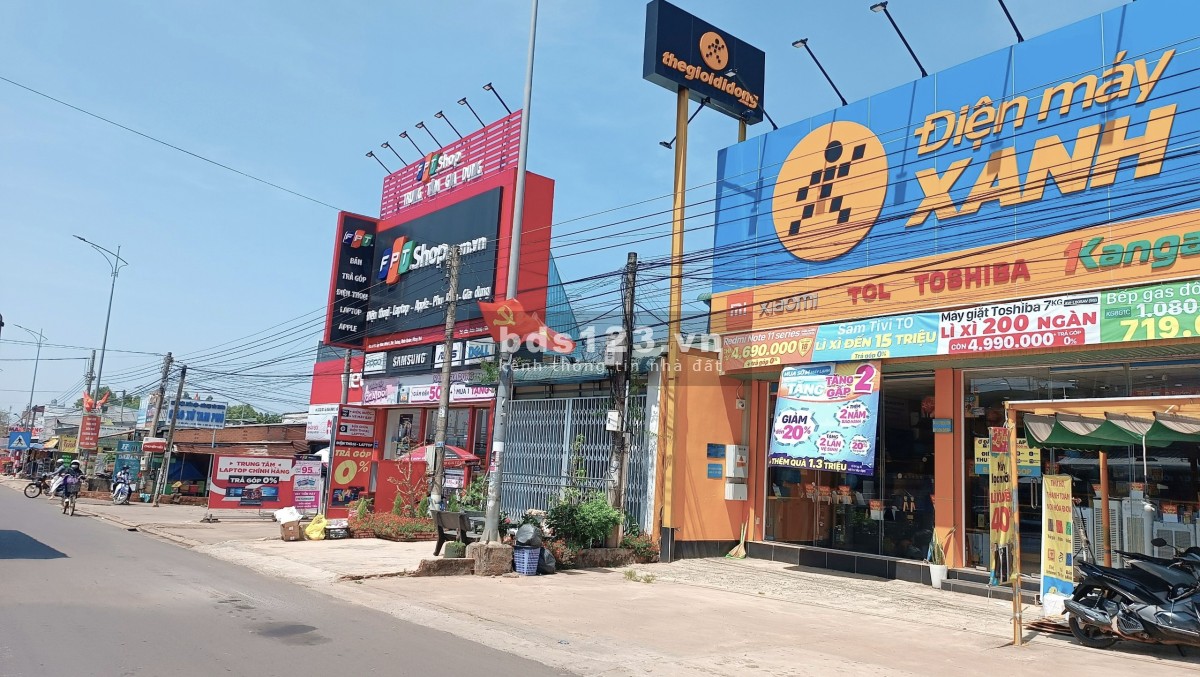 Tôi chủ sang gấp 2 dãy trọ và 300m2 đất ngay kcn Việt Sing 1,9tỷ tiện kdoanh, shr, dân đông