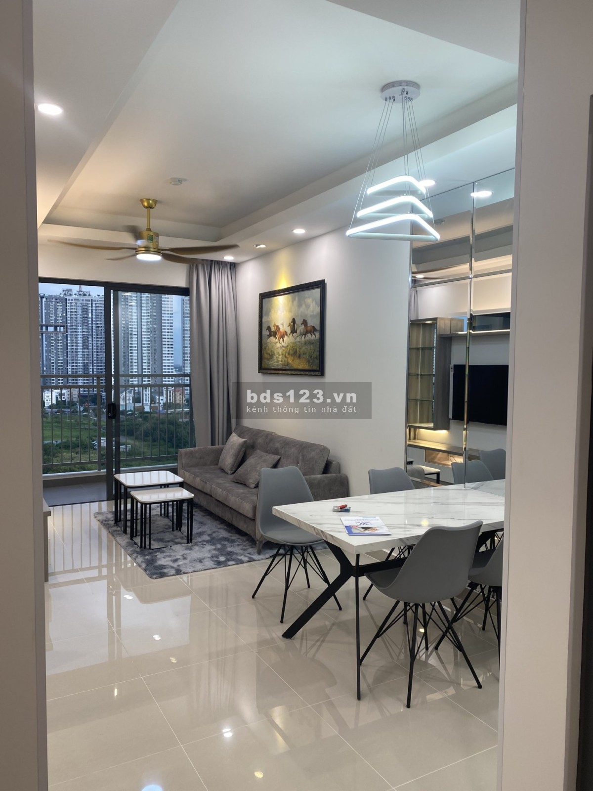 Cho thuê căn hộ Q7 Riverside đường Đào trí 2PN Full nội thất giá 13 tr /tháng