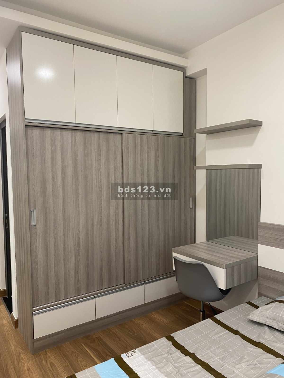 Cho thuê căn hộ Q7 Riverside đường Đào trí 2PN Full nội thất giá 13 tr /tháng