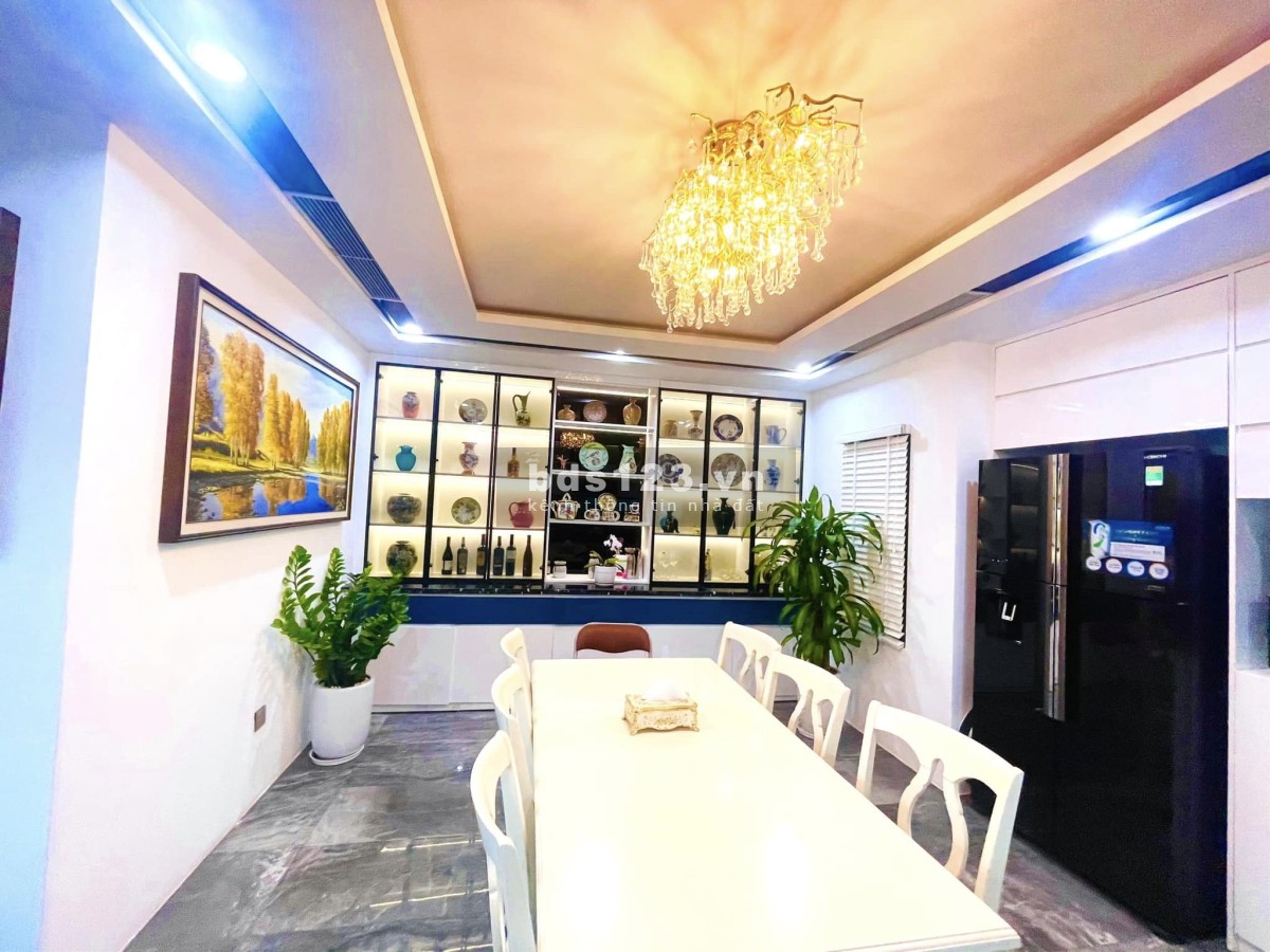 Bán nhà kinh doanh văn phòng Thái Hà, Đống Đa 131m, 8 tầng, mt 6m, giá 69 tỷ