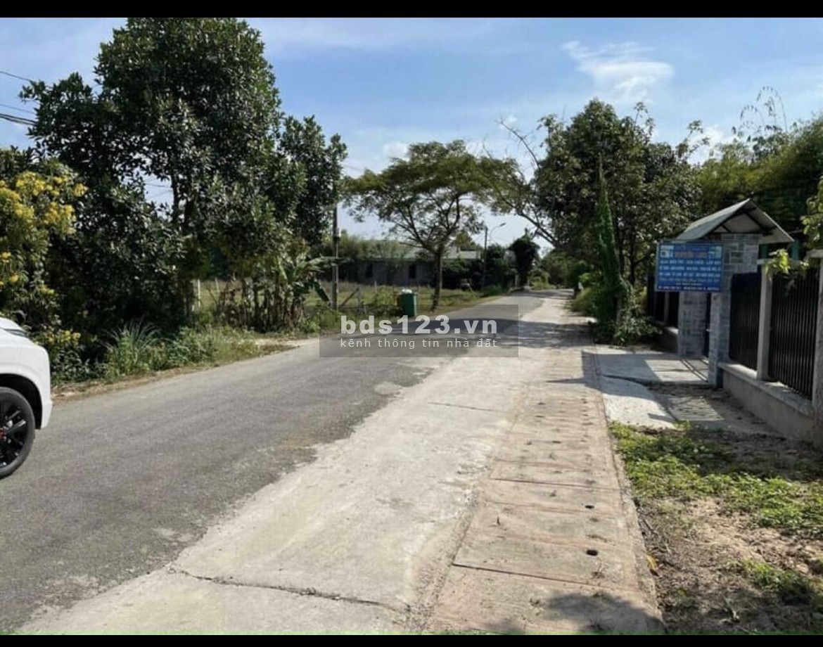 Bán đất thổ cư, 103m2, SHR, giá 575tr, ngay đường Mai Thị Chửng, Tân An Hội, Củ Chi.