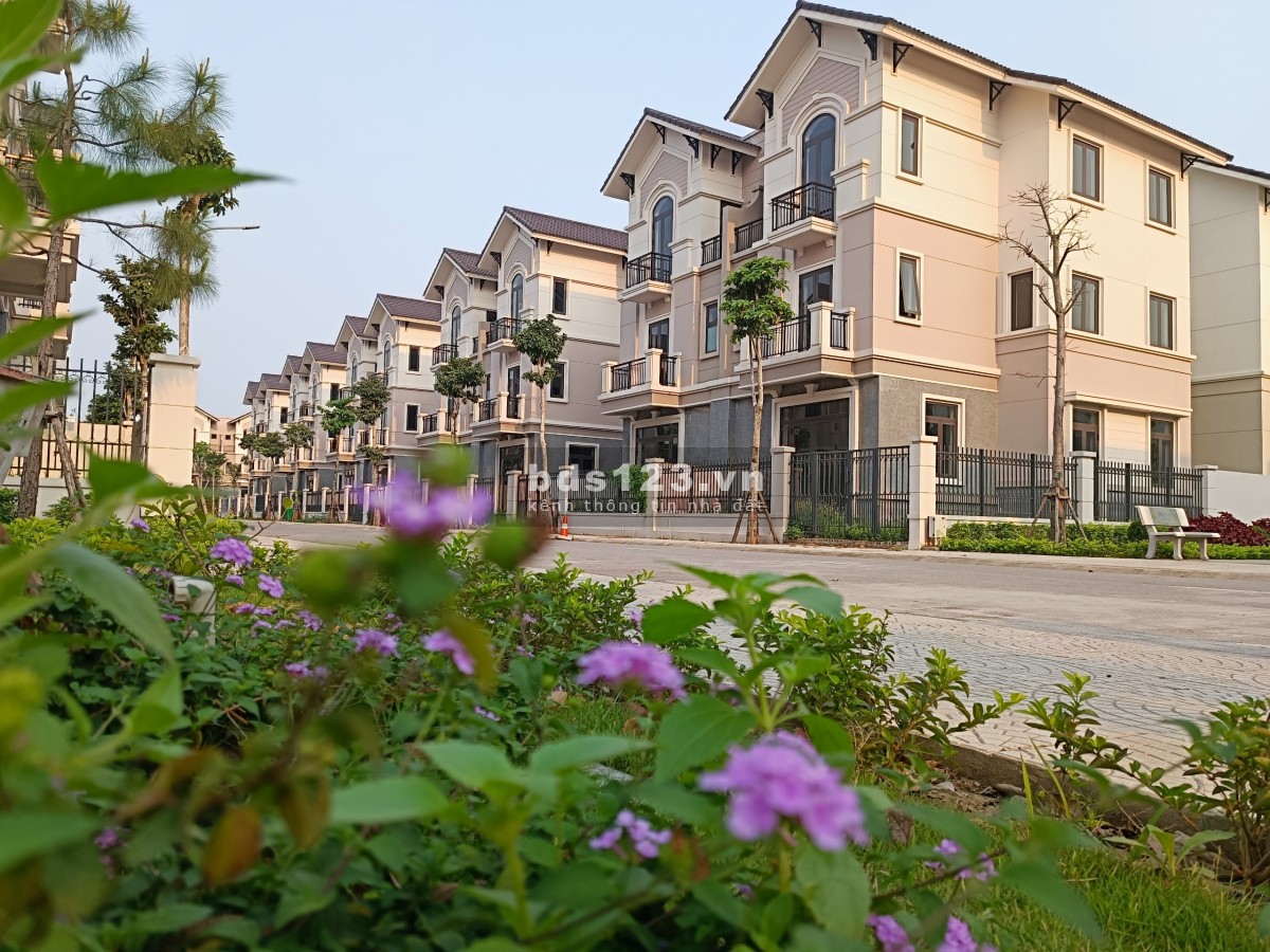 Chính chủ bán nhanh biệt thự Centa Vsip 135m2 rẻ hơn thị trường 1 tỷ