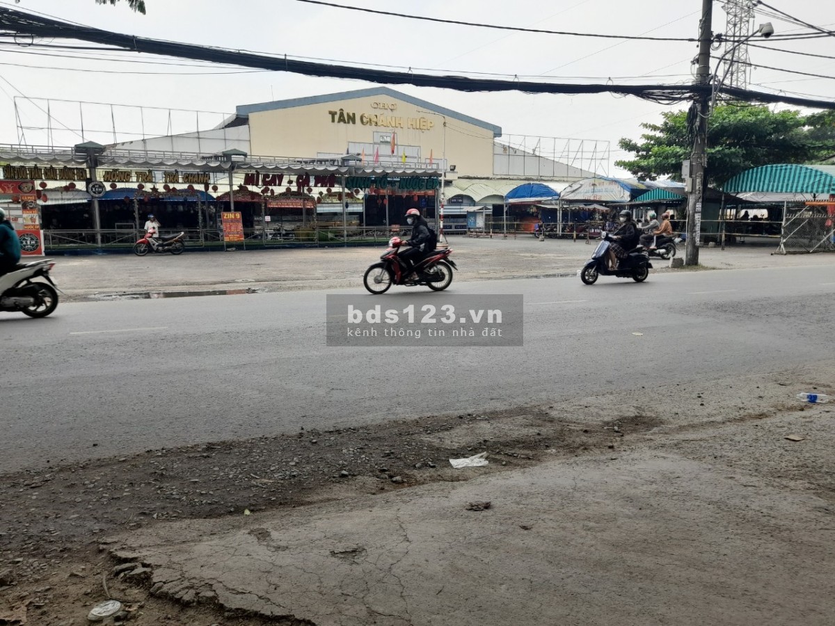 Nhà bán gấp 32m2 2T hẻm 3m,30m ra oto, đường Tô Ký,P.TCH, Quận 12.chỉ 2,9 tỷ tl. 0773794876