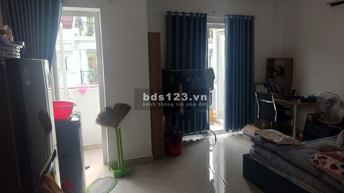 Nhượng lại phòng ban công đang thuê tại gò vấp