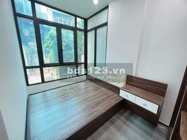 Bán nhà đẹp Thịnh Quang, Đống Đa 36m2, 2 tầng, mặt tiền 4m, giá 2.85 tỷ