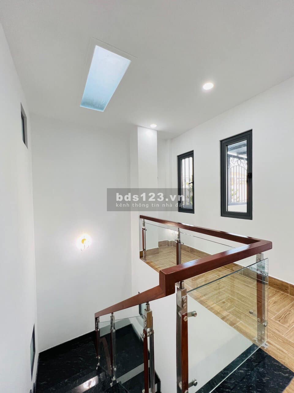 Bán gấp nhà HXH 5M, sạch sẽ, an nình, đường Quang Trung, Gò Vấp, TPHCM. ĐT: 0908.708.835 (Thiện)
