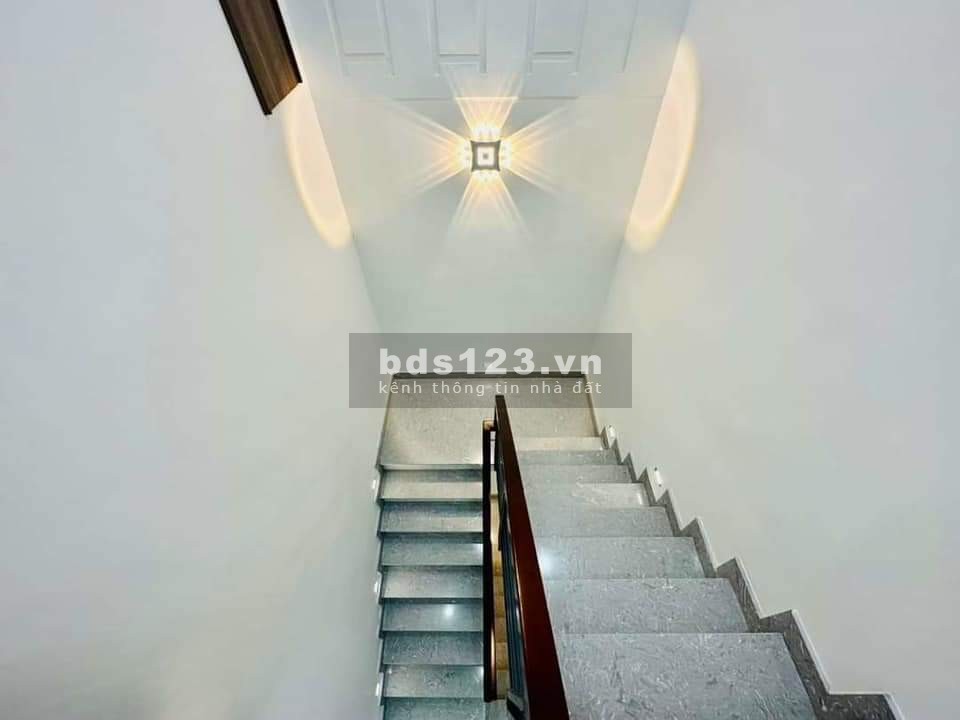 Nhà hẻm 88 Nguyễn Văn Quỳ - Thông hẻm 794 Huỳnh Tấn Phát, P. TÂN THUẬN ĐÔNG, Q7