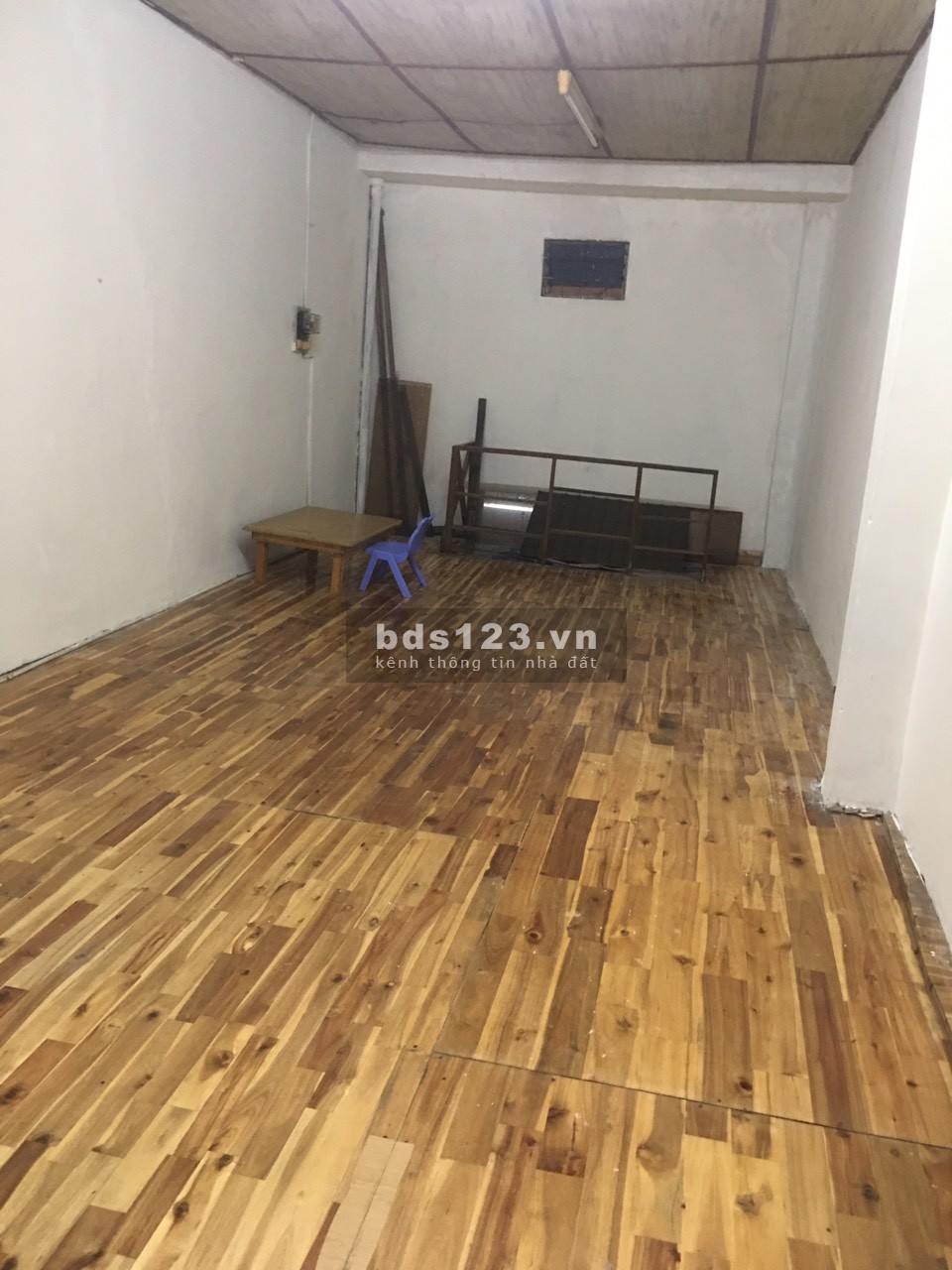 Cho thuê nhà nguyên căn 174/13 Đường Lê Quốc Hưng, Phường 13, Quận 4. Liên hệ An,dđ: 0903919500