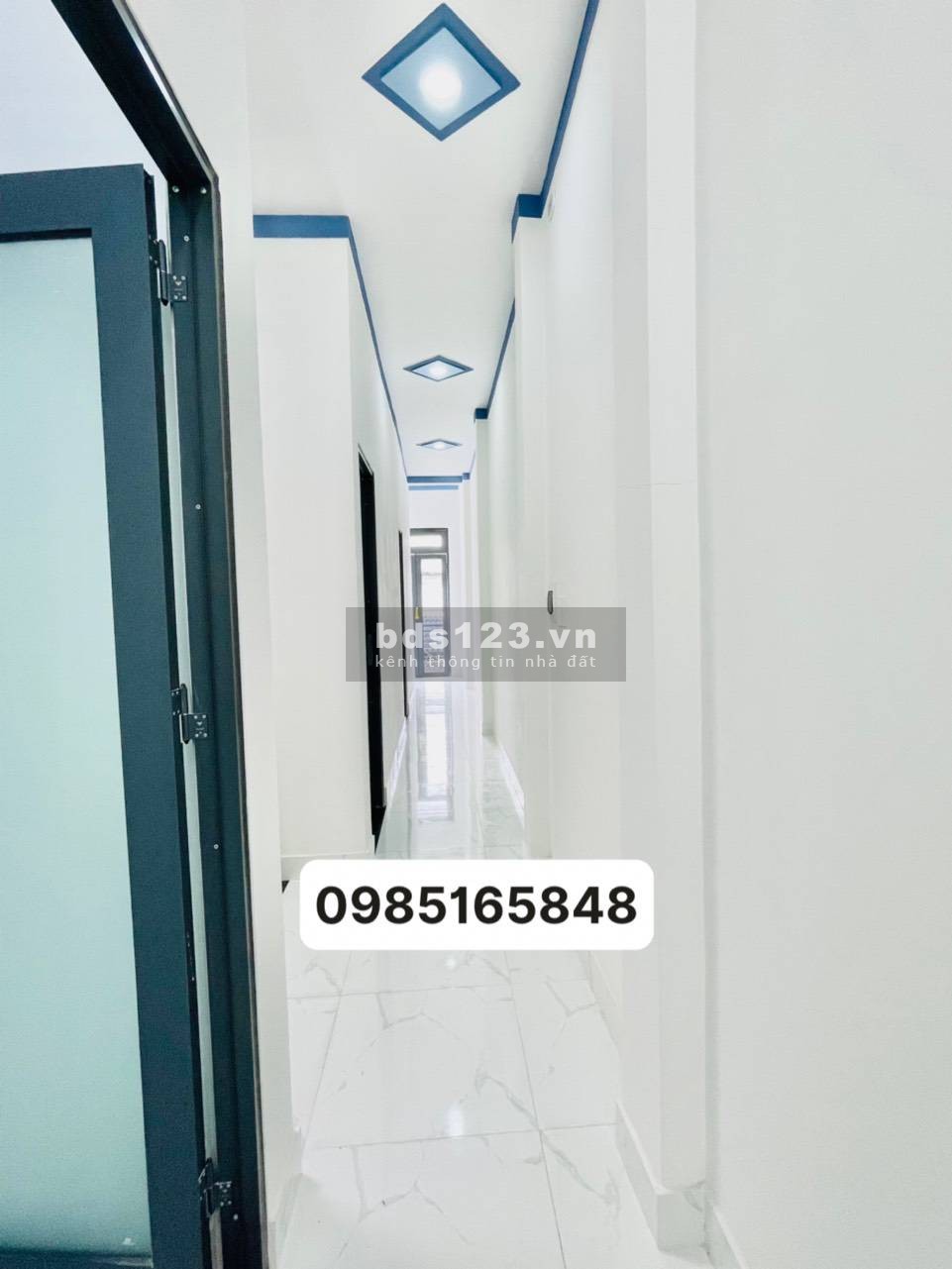 Tôi chính chủ bán nhà 1 lầu 1 trệt có sân ô tô hẻm 7m sau chợ Tân Long, Dĩ An