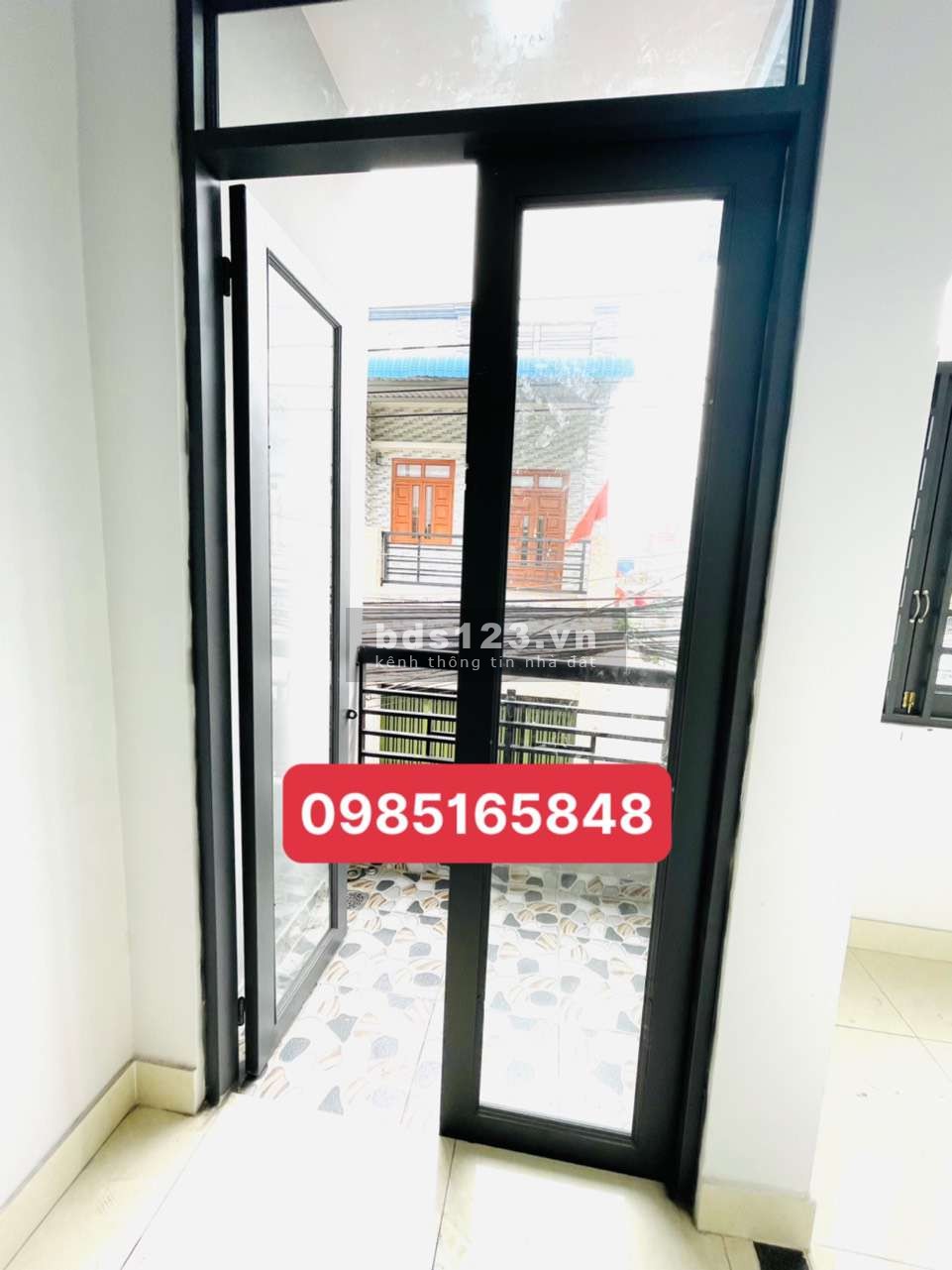 Chính chủ cần bán nhà 1 lầu 1 trệt hẻm Ô Tô ngay chợ Tân Long