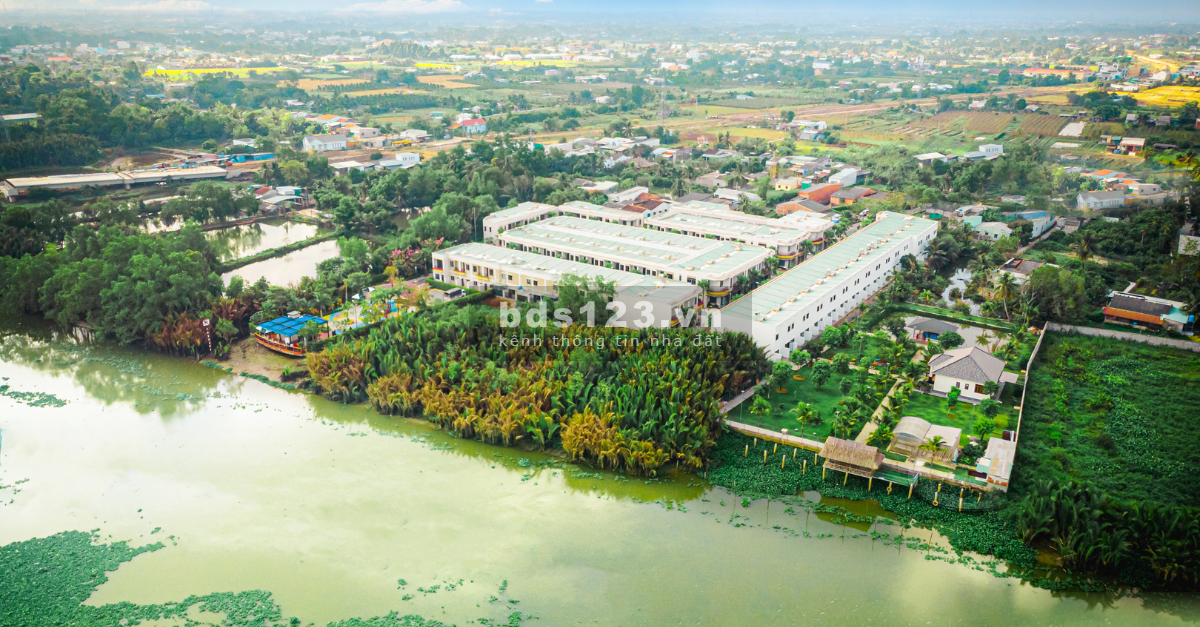 Bán nhà phố Tân An , Long An , 64m2 - Giá 1,7 tỷ/ căn