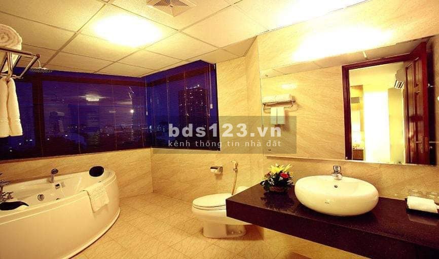 Bán khách sạn quận Cầu Giấy. Đạt chuẩn VIP 4 Sao, Dòng tiền 2 tỷ-tháng. DT 328m, 13t, MT 12m, 160 Tỷ