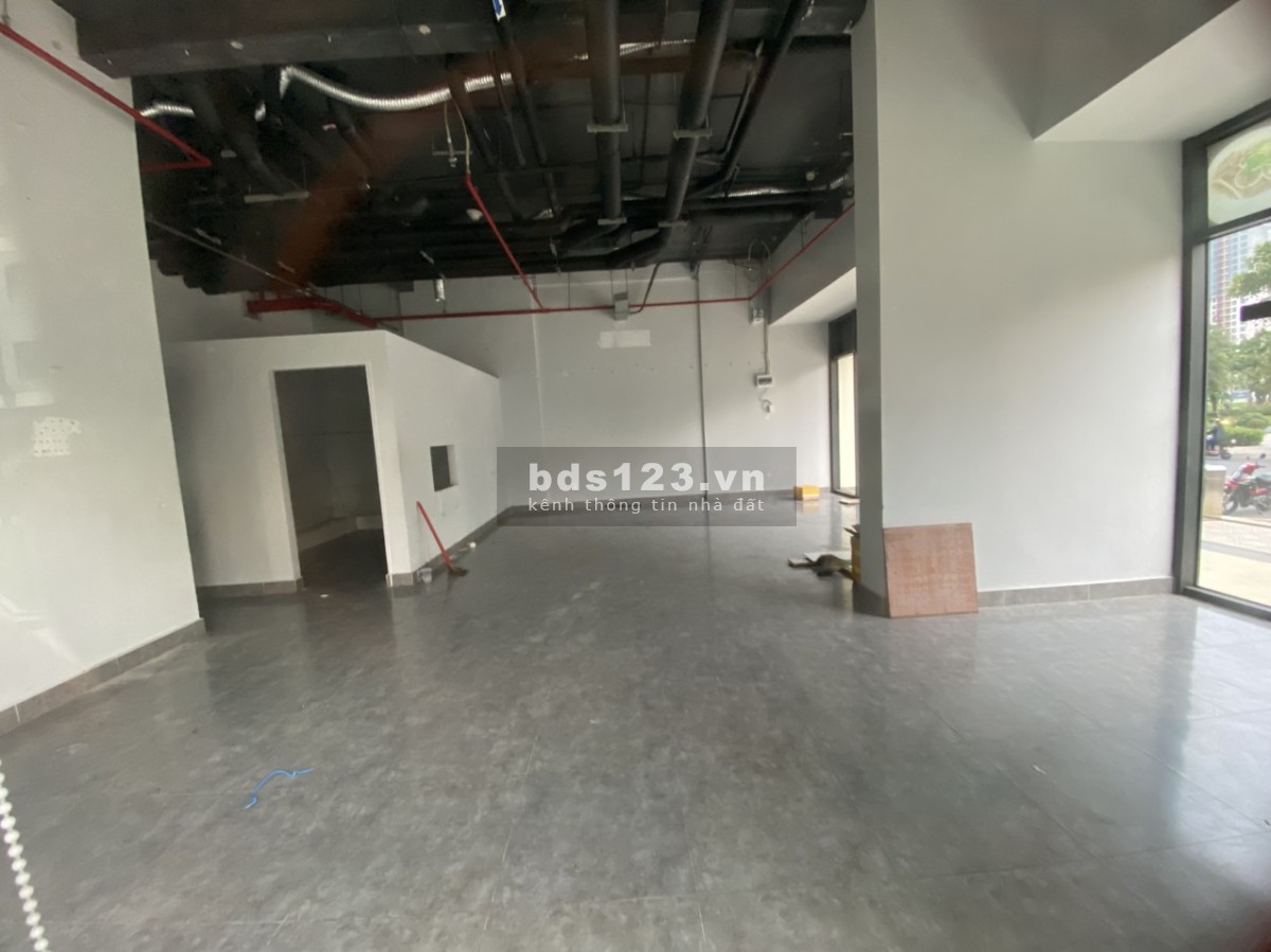 Shophouse Vinhomes Quận 9 hoàn thiện 80m2 cho thuê chỉ 35 triệu
