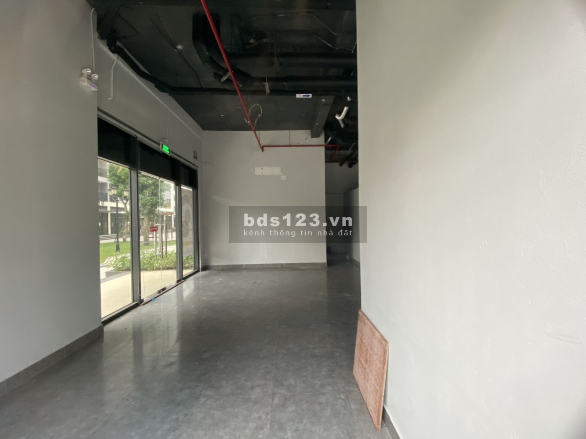 Shophouse Vinhomes Quận 9 hoàn thiện 80m2 cho thuê chỉ 35 triệu