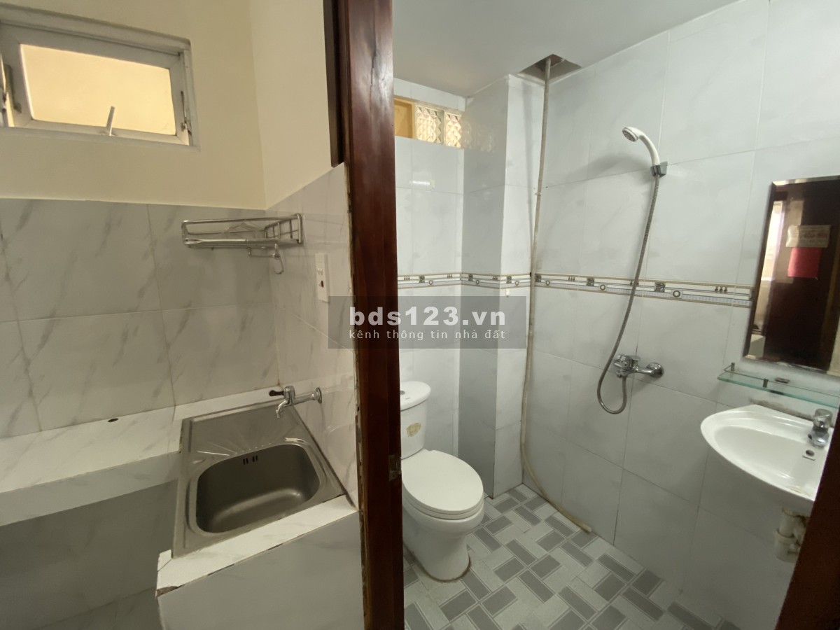 Cho thuê phòng trọ giá rẻ 20m2 Nguyễn Văn Linh Q7