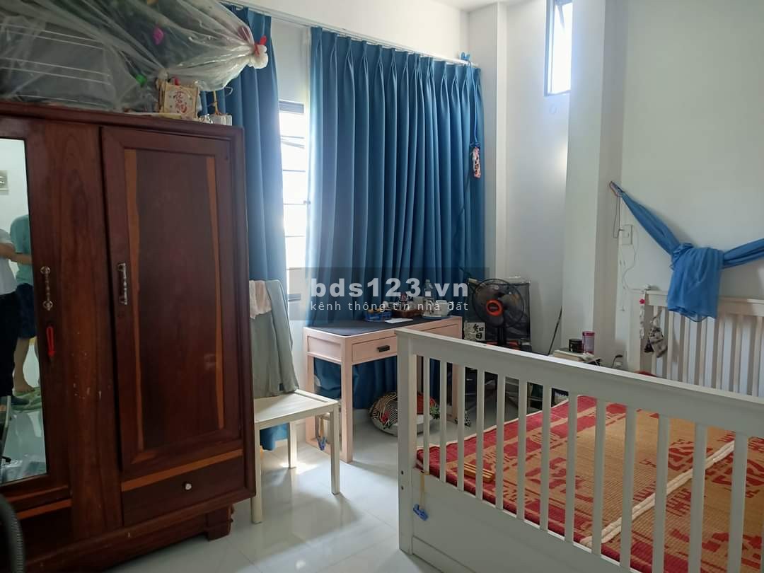 Bán nhà mới 3 tầng, đường ô tô hơn 5m. Gần Aeon Tân Phú, 4.2 tỷ