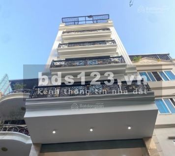 Bán nhà Hoàng Mai, ô tô đỗ cửa, cây xanh phủ sóng gần bx nước ngầm 35m2x5T, giá 3.2 tỷ