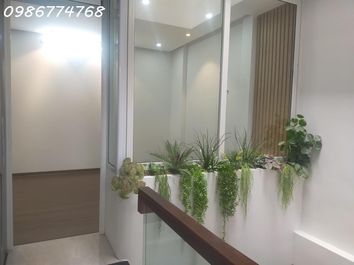 Bán nhà mặt tiền siêu phẩm thang máy, ô tô vào nhà, Lê Trọng Tấn, kinh doanh, vị trí siêu đỉnh