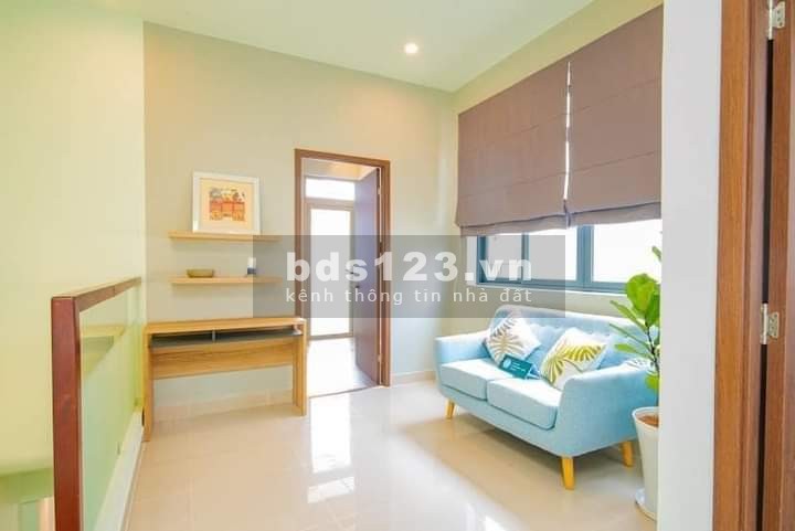 Nhà phố Taka Garden Riverside Homes ven sông vàm cỏ tây ,SHR , 130m , 1,9 tỷ/căn