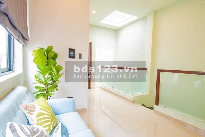 Nhà phố Taka Garden Riverside Homes ven sông vàm cỏ tây ,SHR , 130m , 1,9 tỷ/căn