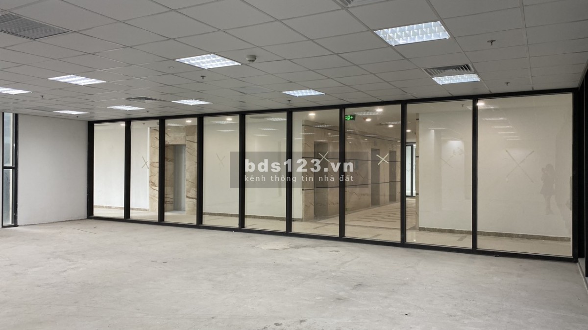 Chủ đầu tư cho thuê mặt bằng chân đế chung cư - phù hợp cho khối thương mại & văn phòng