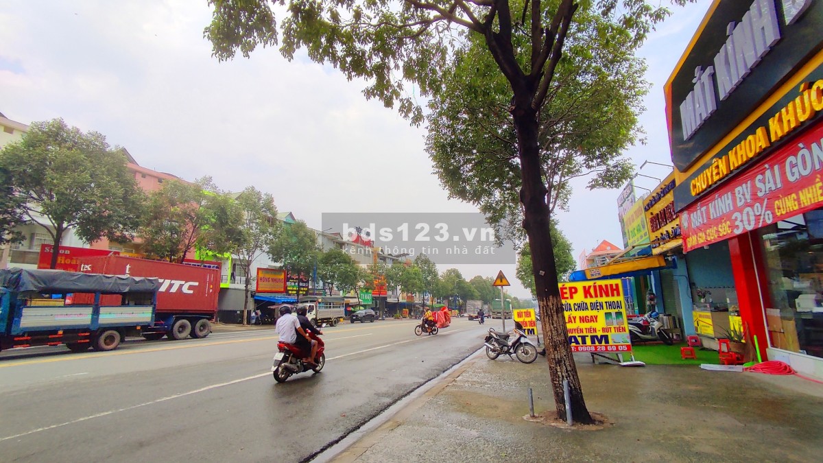 Tôi chủ cần bán 660m2 đất gần KDL ĐNAM 1.3tỷ, sát quốc lộ 13 đường nhựa 16M, thổ cư 100%, SHR