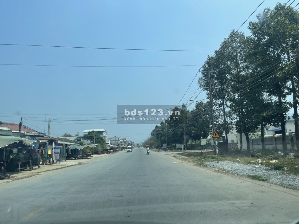 Bán đất ngay QL22 Thị Xã Trảng Bàng Tây Ninh giá 699tr SHR